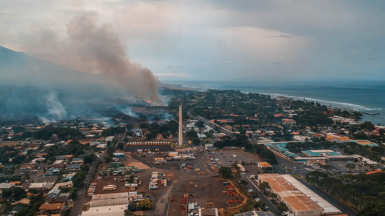 Lahaina fires during Hurricane Lane 2018 3; Shutterstock ID 1163563606; purchase_order: -; job: -; client: -; other: -